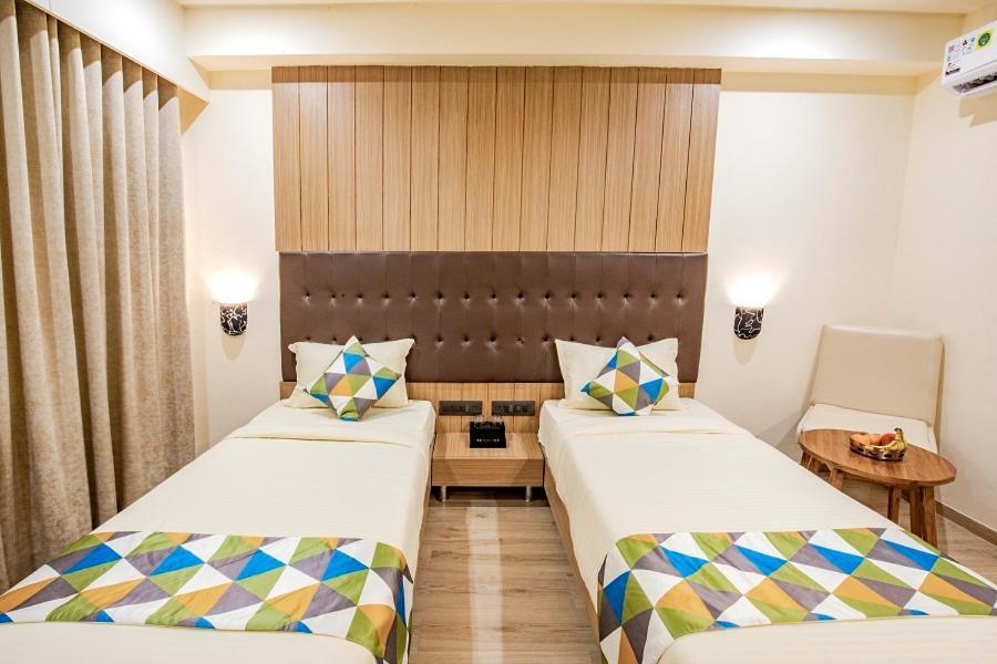 Hotel Nexus Radźkot Zewnętrze zdjęcie