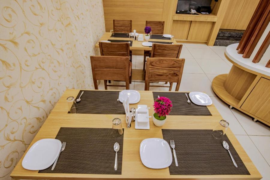 Hotel Nexus Radźkot Zewnętrze zdjęcie