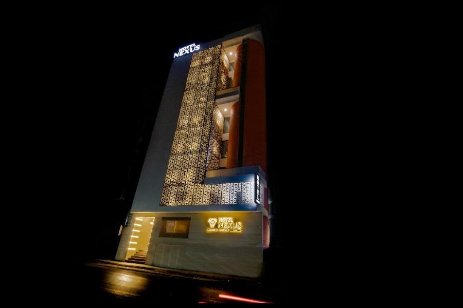 Hotel Nexus Radźkot Zewnętrze zdjęcie