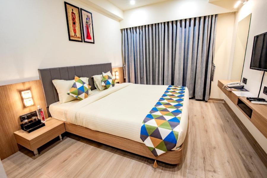 Hotel Nexus Radźkot Zewnętrze zdjęcie